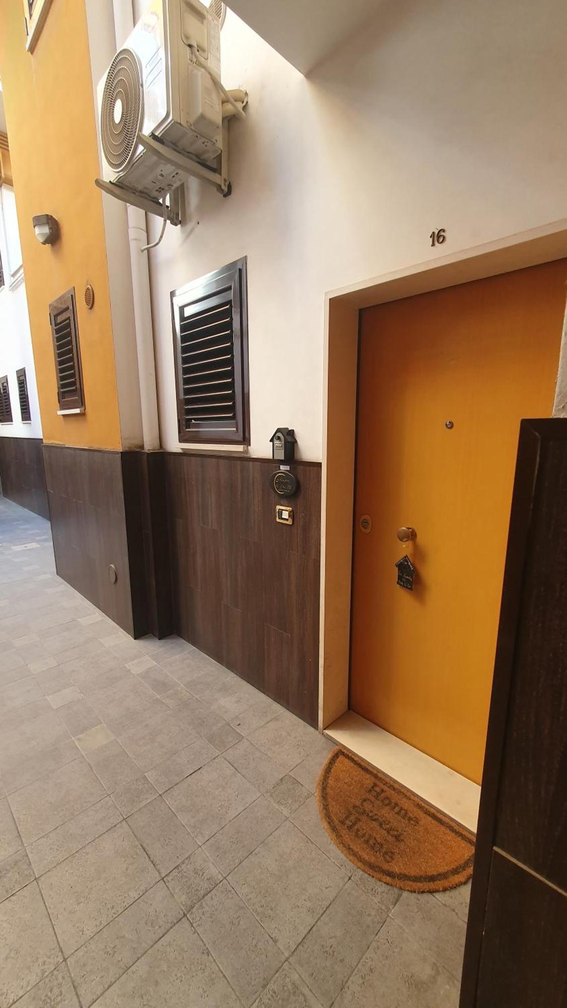 La Dimora Di Don Vito - Appartamento Confortevole Bari Zewnętrze zdjęcie